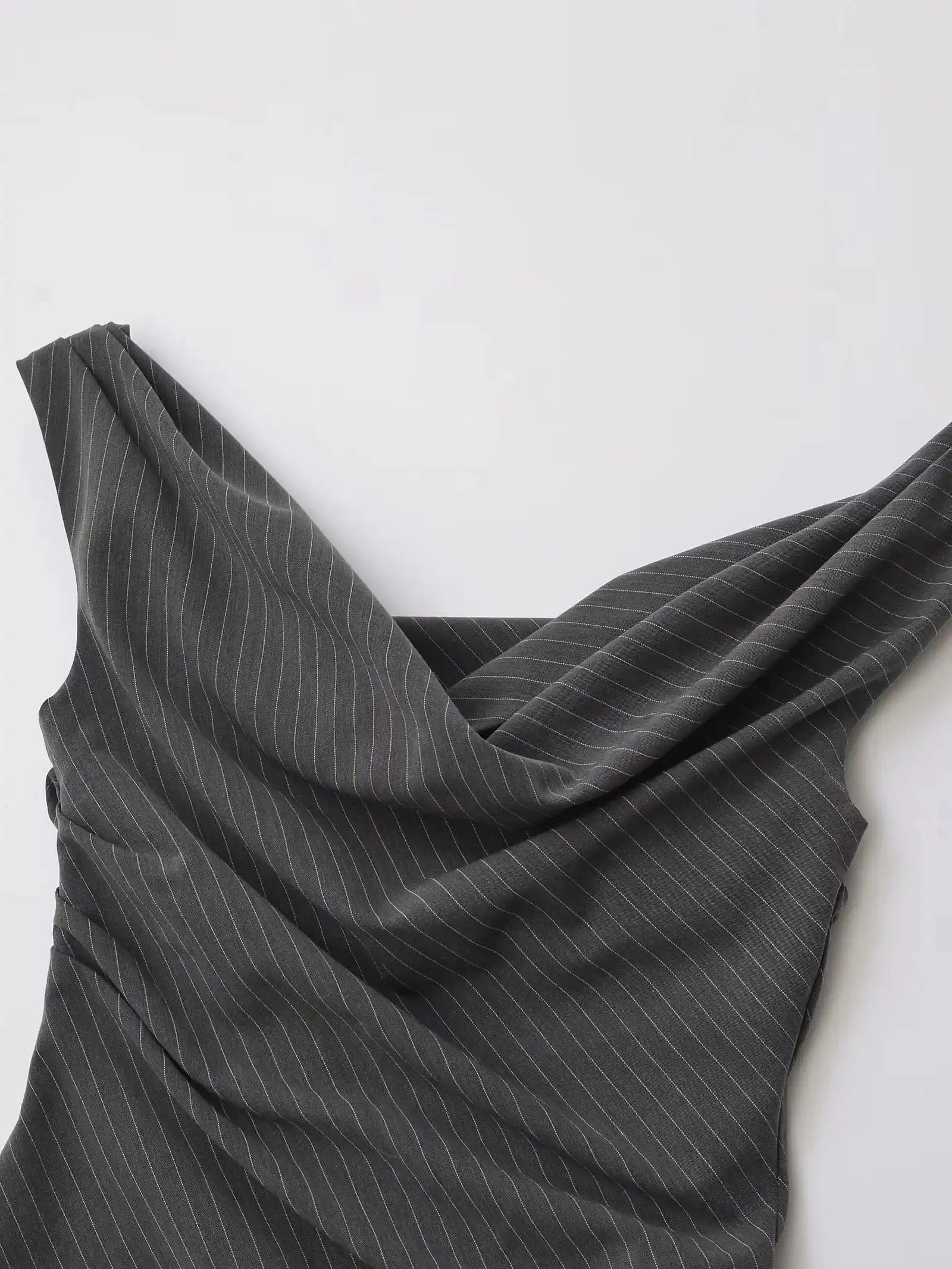 Grey Pinstripe Tank - blossombaduk